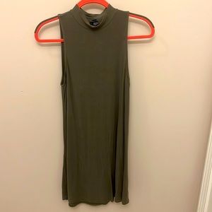 American eagle dress, size xs, olive green. Lightly worn. Great condition.